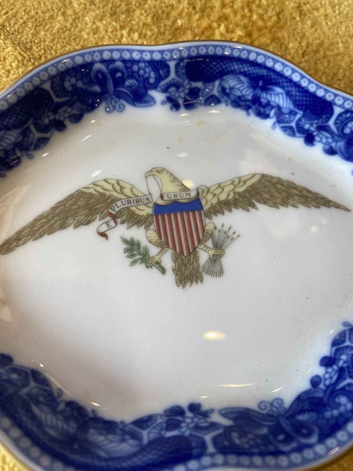 Diplomatic Eagle Lobed Small Flow Blue Presidential Mottahedeh Dish 3
