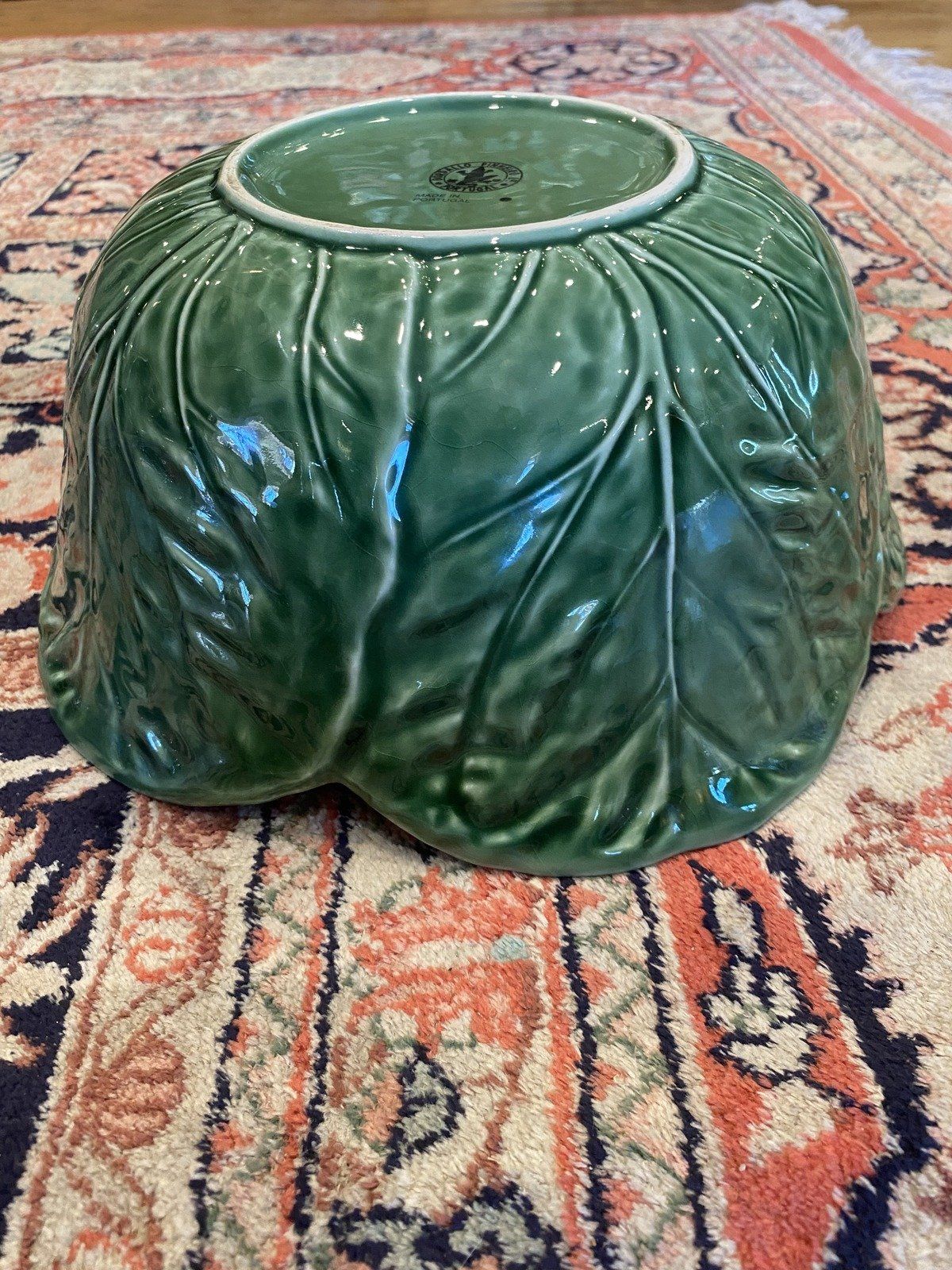 Large Natural Edge Bordallo Pinheiro Ceramic Majolica Fruit/Centerpiece Bowl 13 8