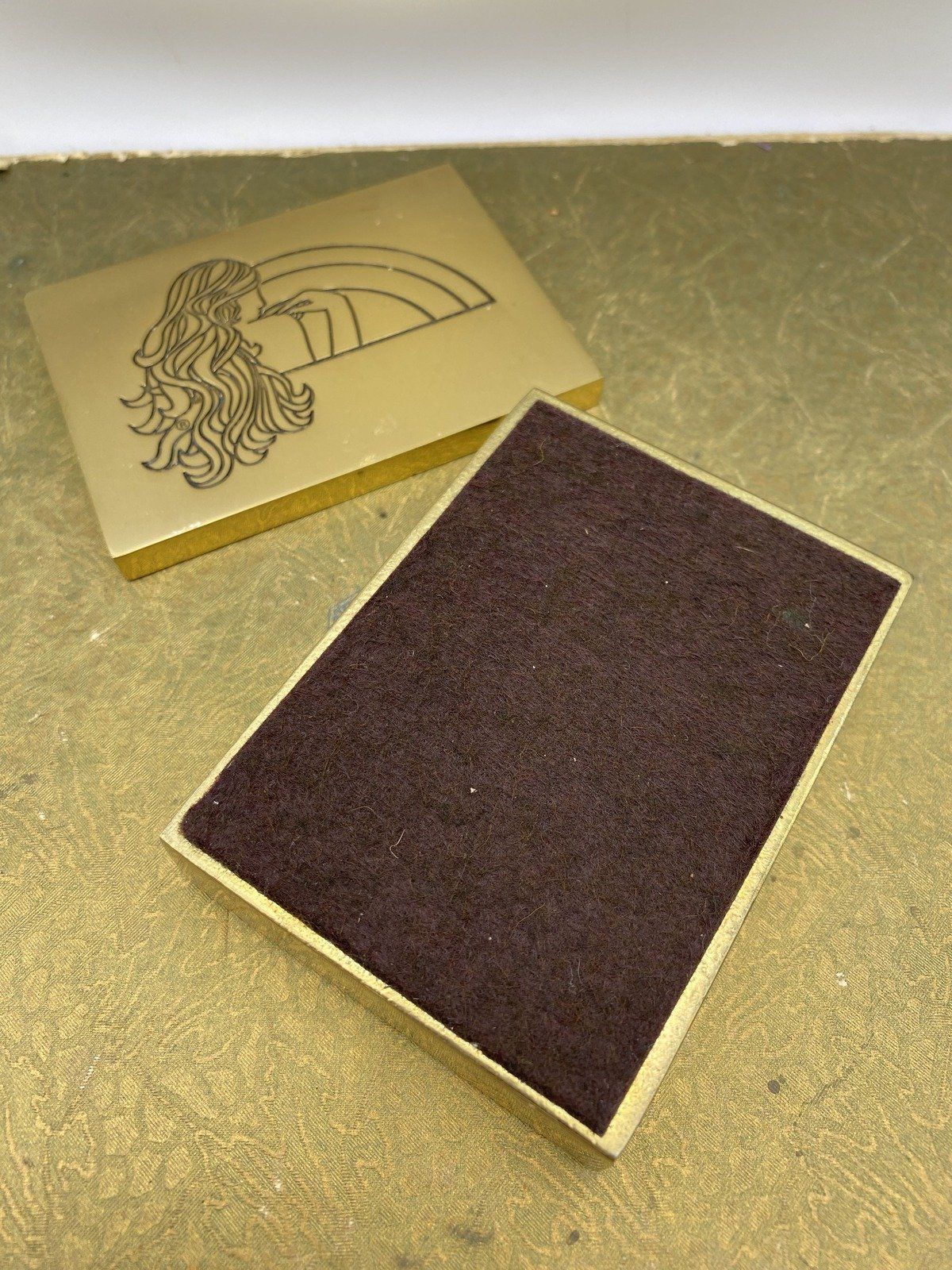 Quality Brass Velveteen Lined Jewelry Box w Lady Motif 516 4