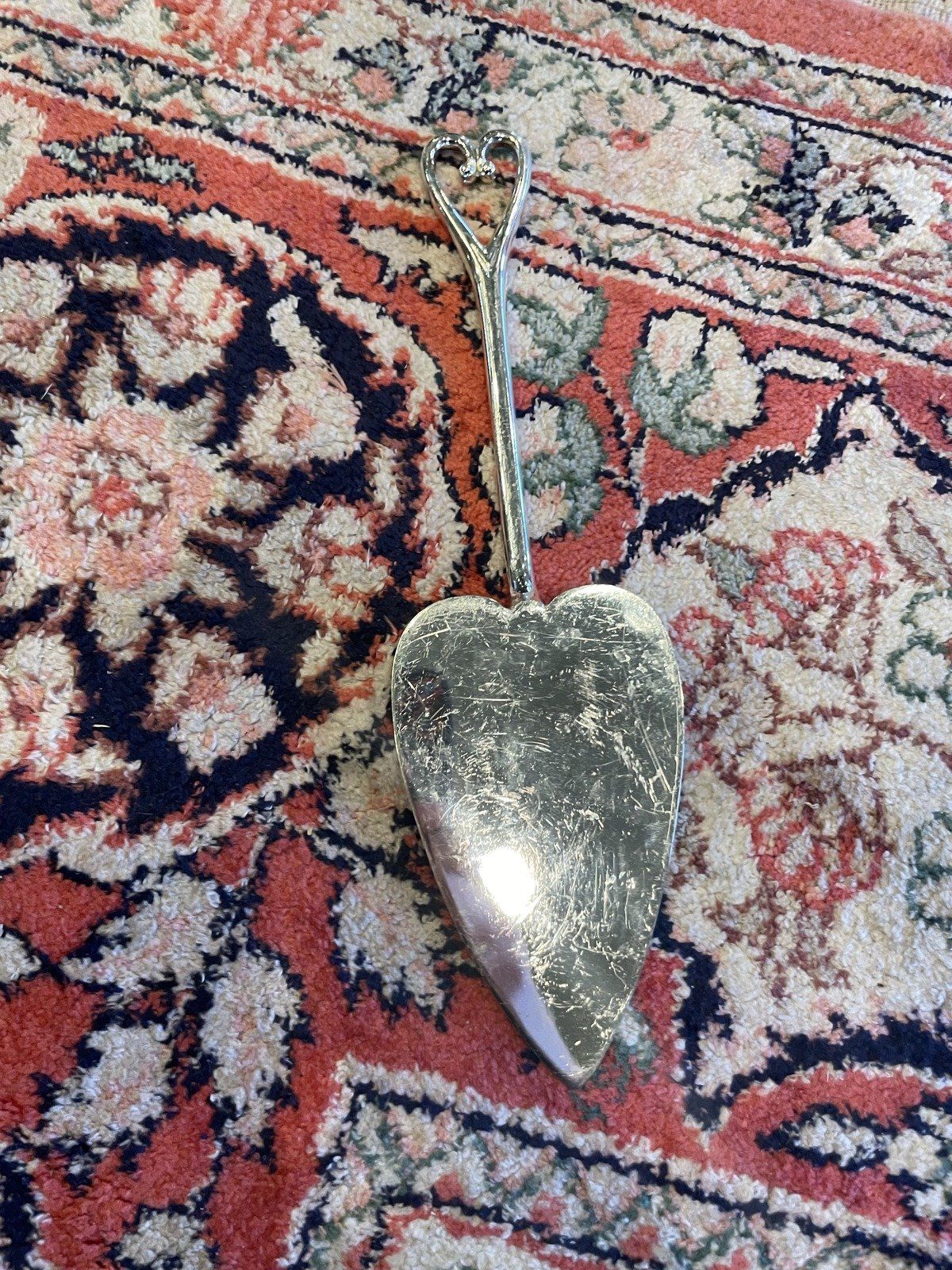 CUTE Silver Plated Heart Shaped Pie Server </3 2