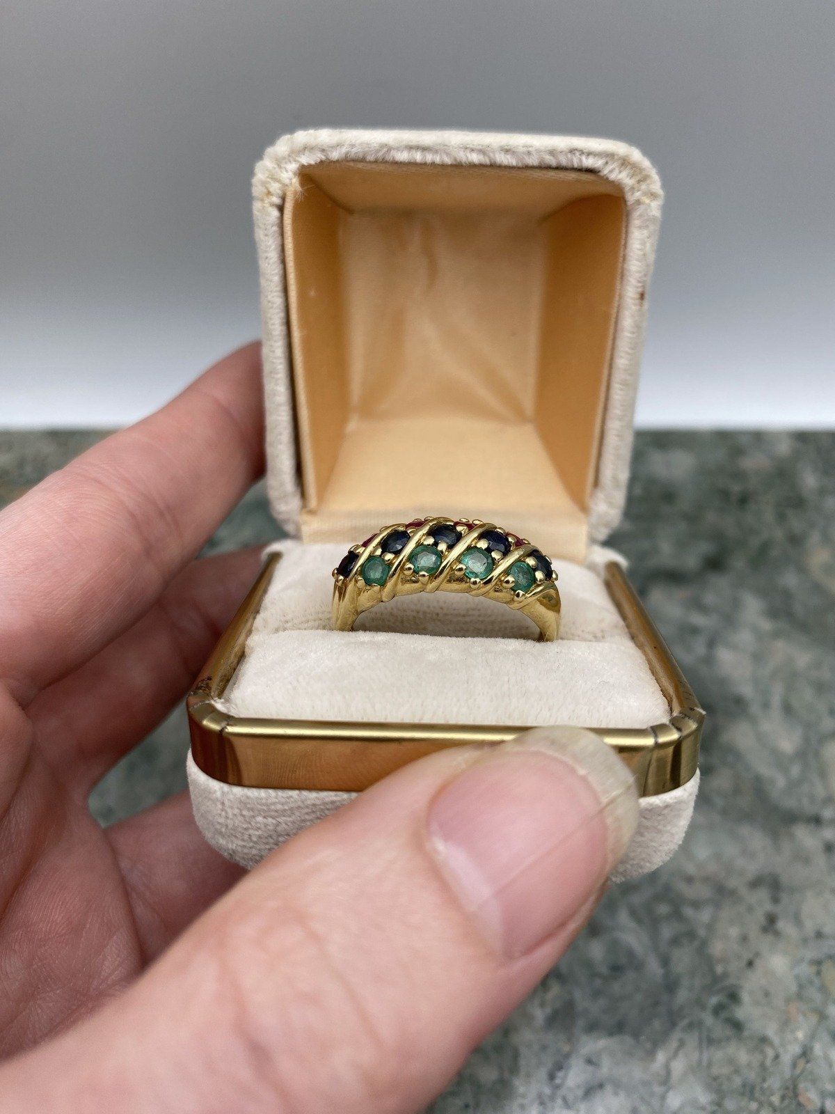 Vintage 14k Gold Trio Ruby + Emerald + Sapphire Ring Bombe Band #2794 9