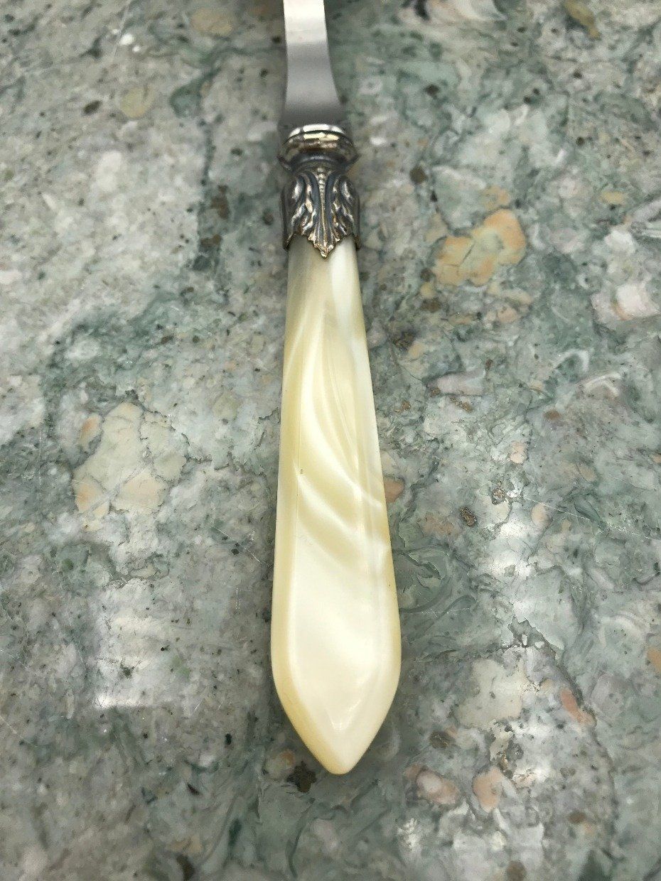 Mid Century Pearly Lucite Handled Dinner Fork 2