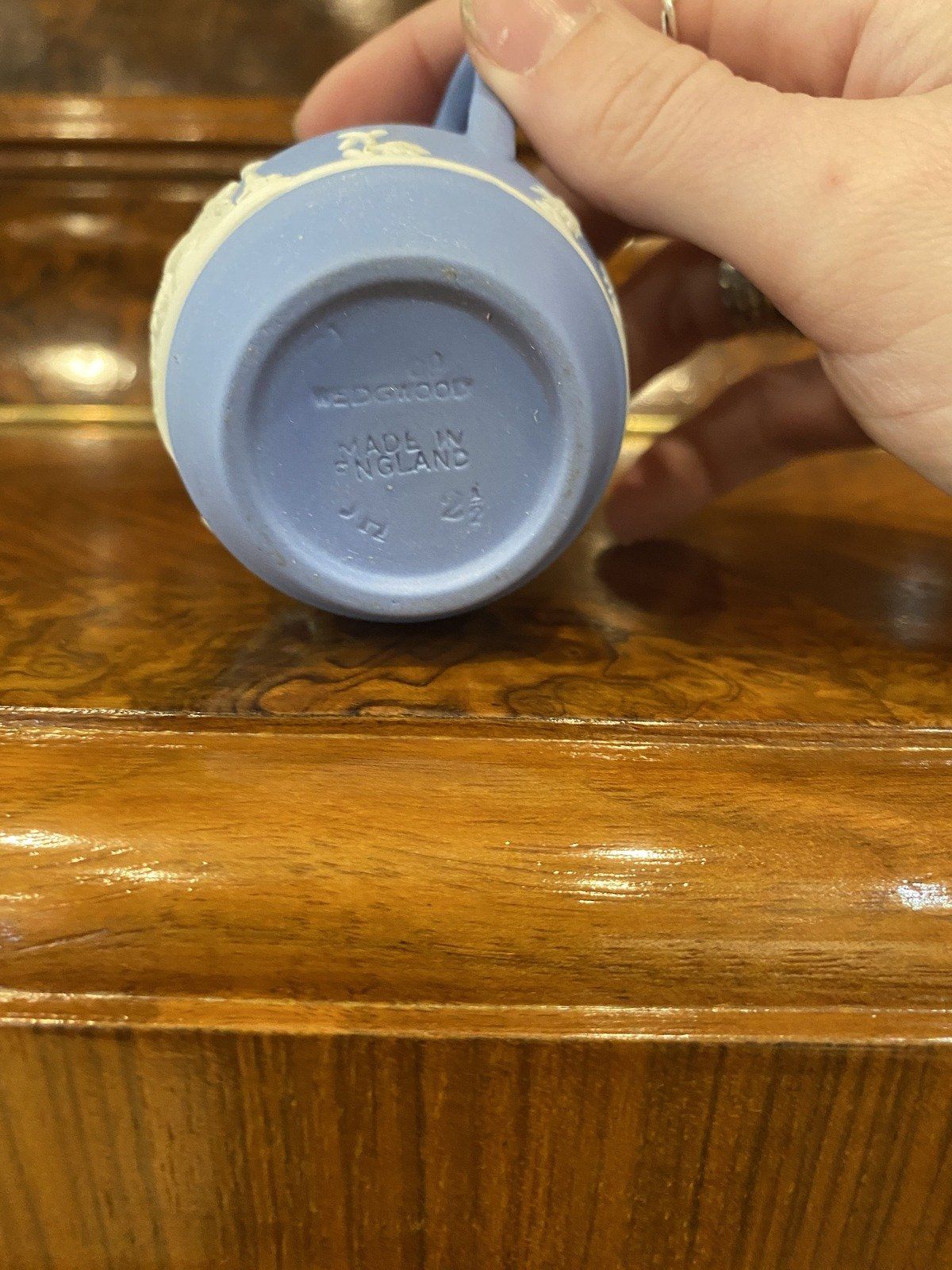Vintage c.1963 Mini Wedgewood Jasperware Creamer 4