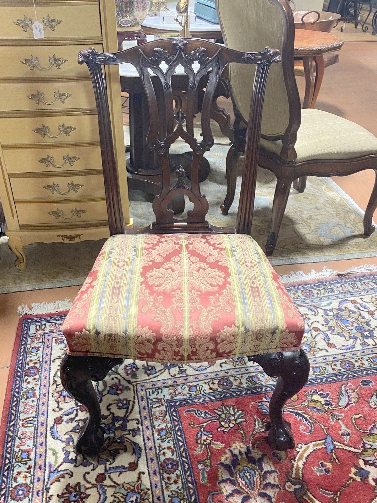 6 Fine Claw and Ball Chippendale Dining Table Chairs