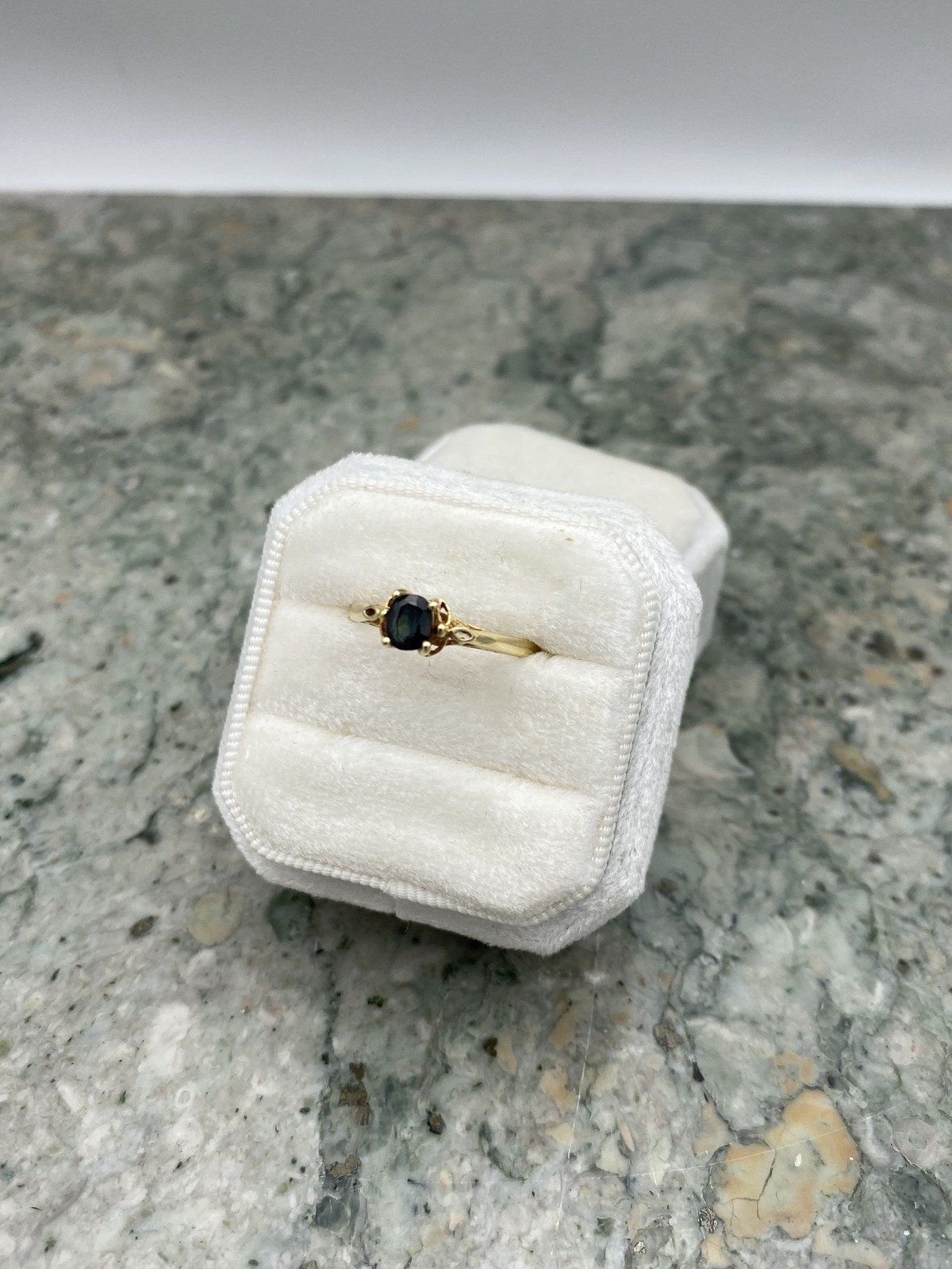 Vintage 14k Gold Natural Blue Sapphire Solitaire Ring w Lovely Cathedral Shank #2315 2