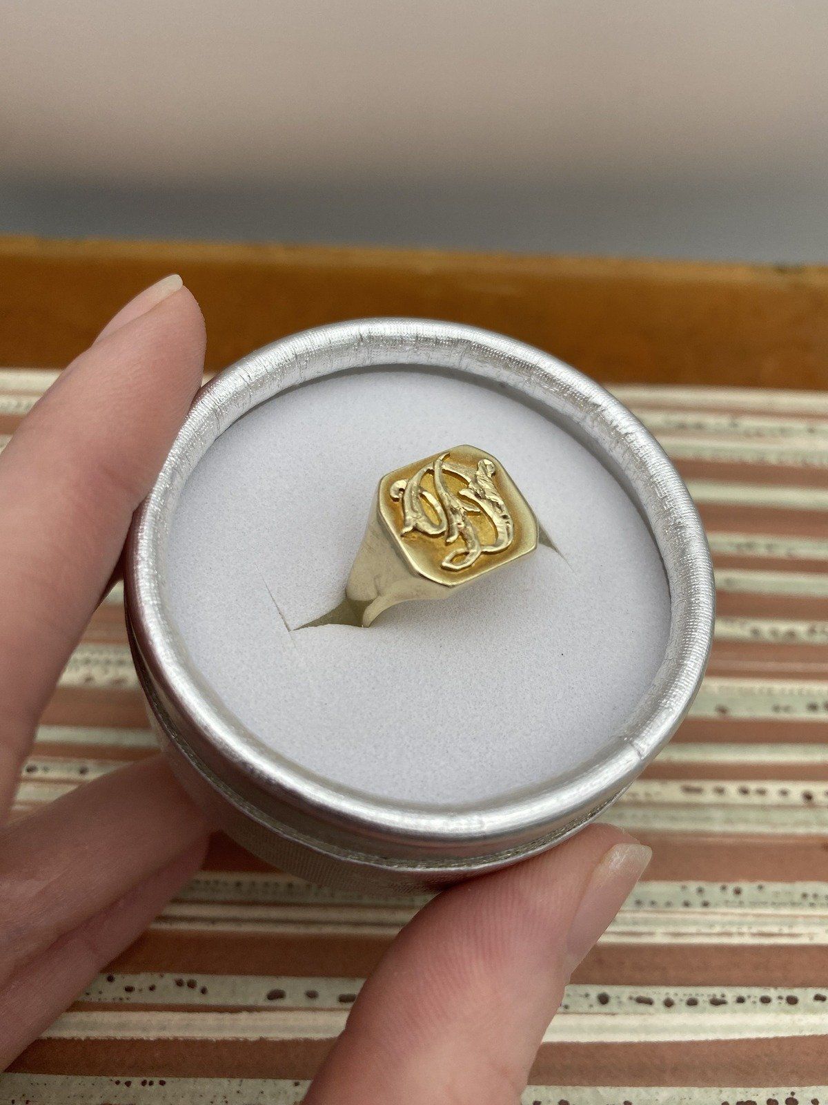Vintage 14k Gold Scroll Work D Initial Signet Ring 7