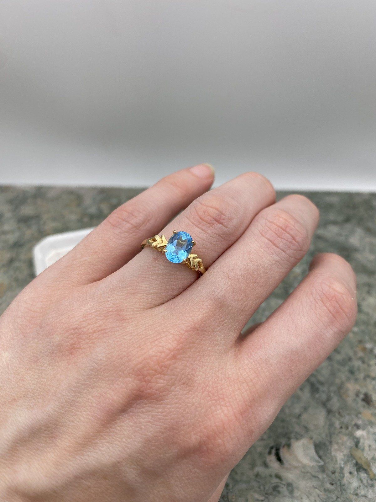 14k Gold Oval Cut Blue Topaz Solitaire Ring w Angular Shoulder Detail 5