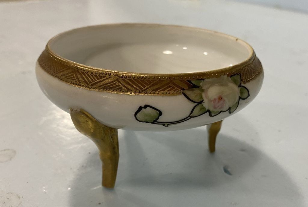 Nippon Porcelain Footed Bowl 886