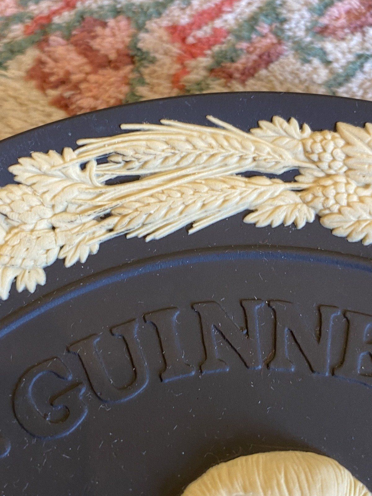 Wedgewood B&W Jasperware Guinness 225th Anniversary Plate c.1984 4