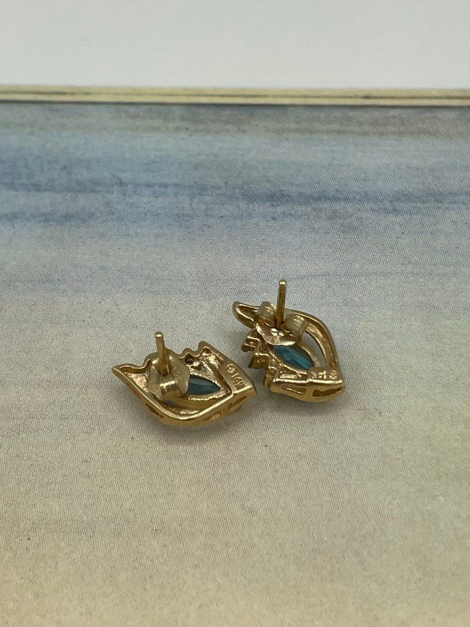 Vintage 14k Gold Marquise Blue Topaz Stud Earrings w Diamond Accents 3