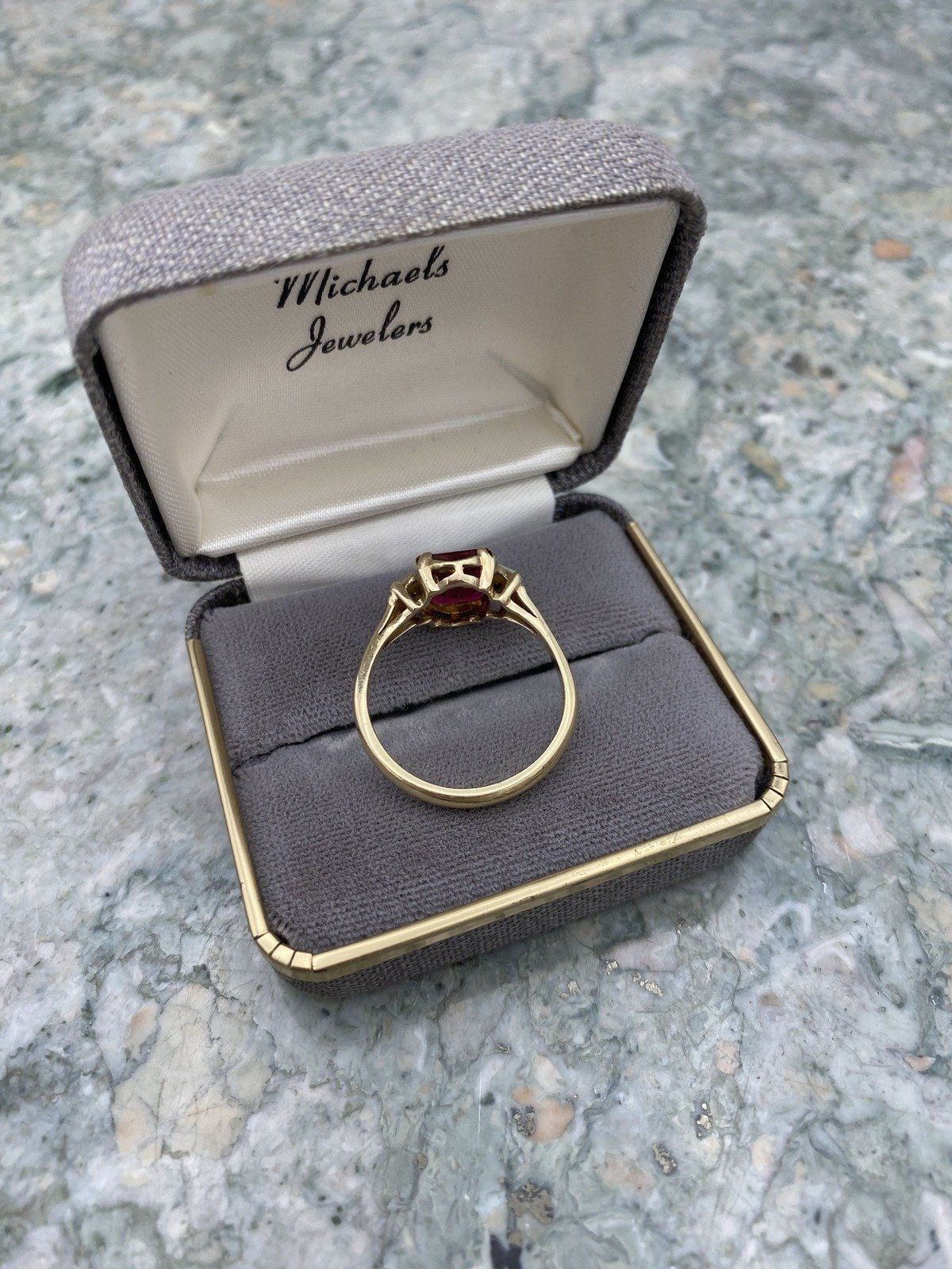 Men's Antique 14k Gold Ruby Red Glass Ring w Handsome Setting + Diamond Shoulder Detail #3132 6