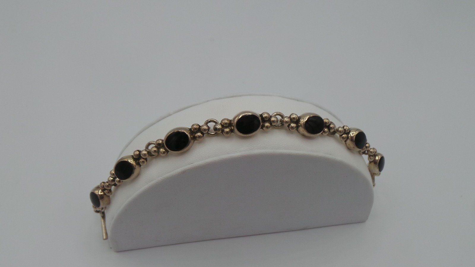7.5 Sterling silver Bracelet Onyx stones