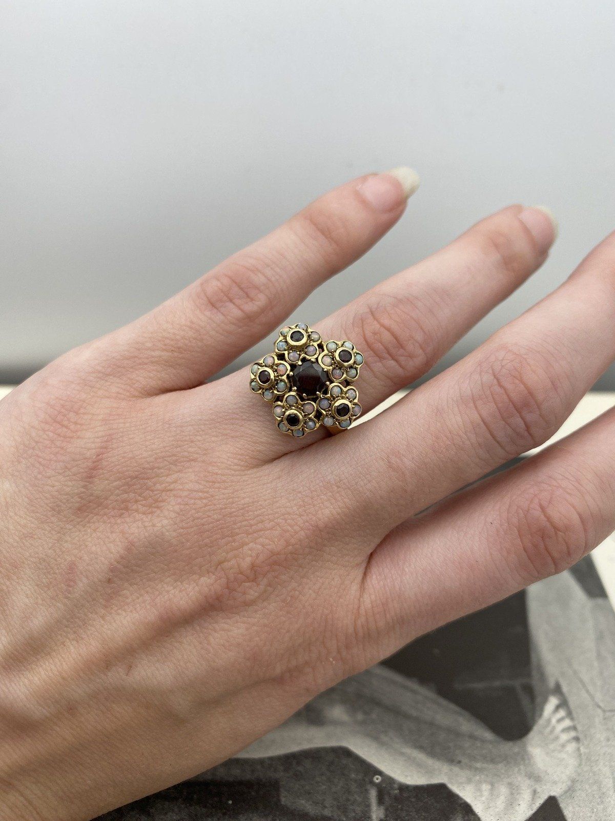 Vintage c.1940s/50s 10k Gold Micro Opal Florette + Garnet Cluster Ring 8