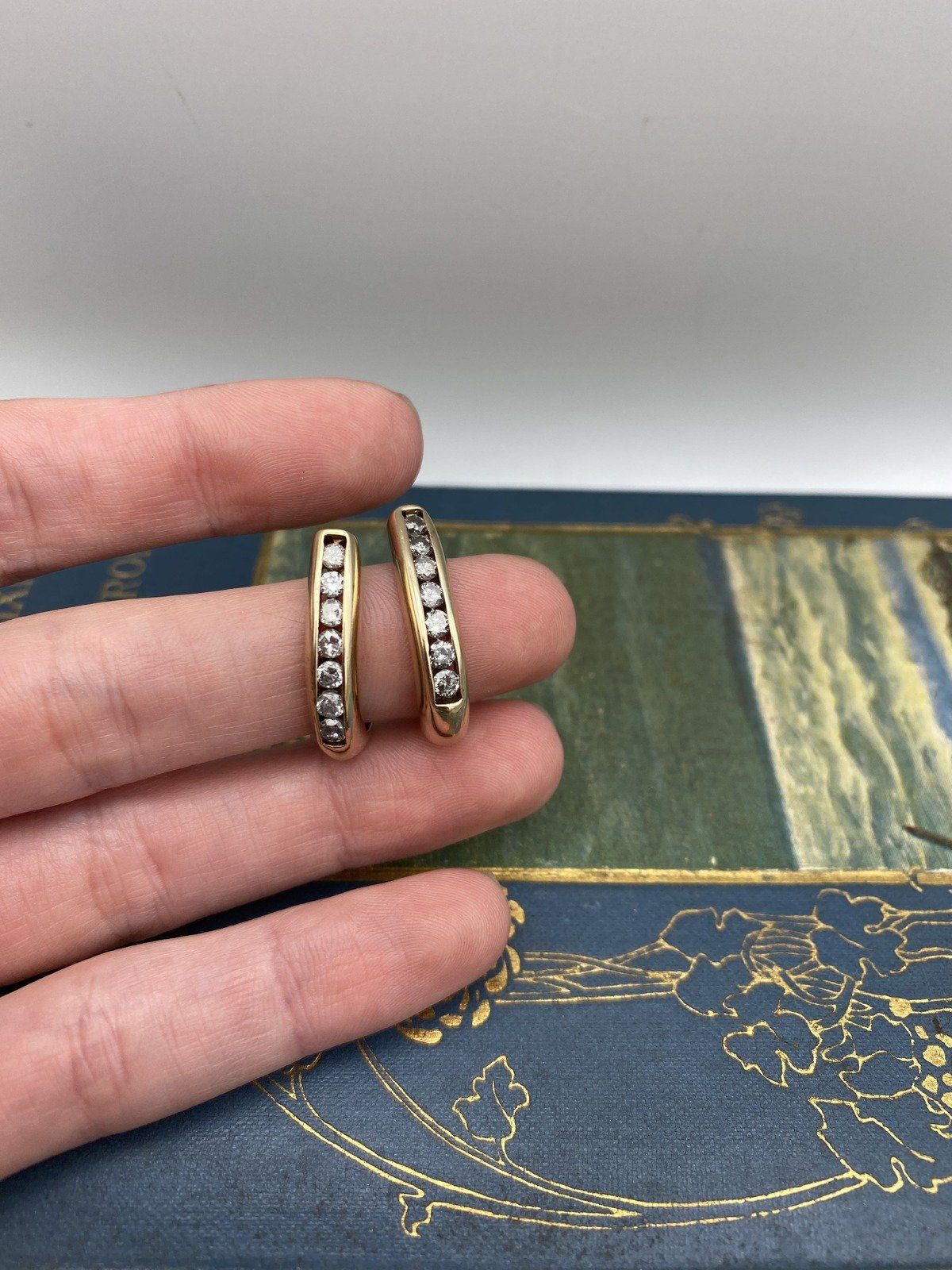 14k Gold 1.4ctw S&P Diamond Channel Set Semi Hoop Earrings #1948 2
