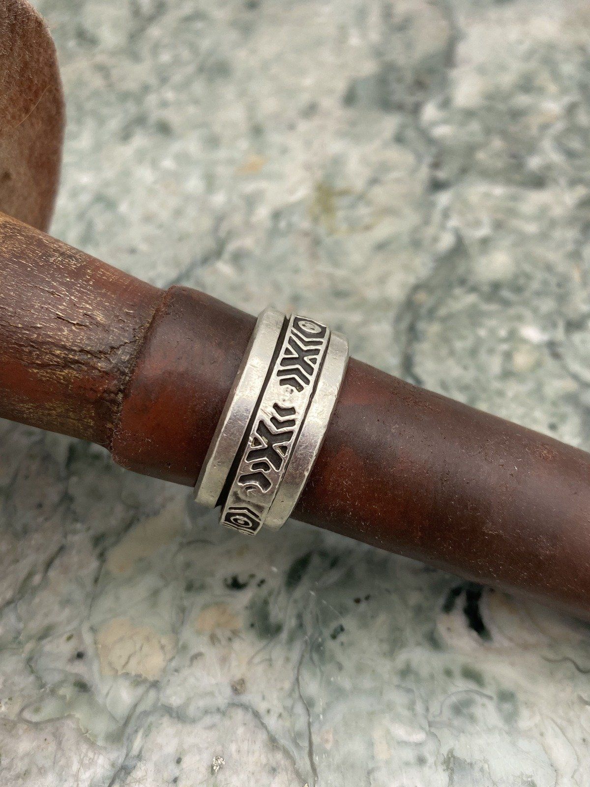 Sterling Silver Men's Spinner Ring Band w Carved Spinner Inset 2