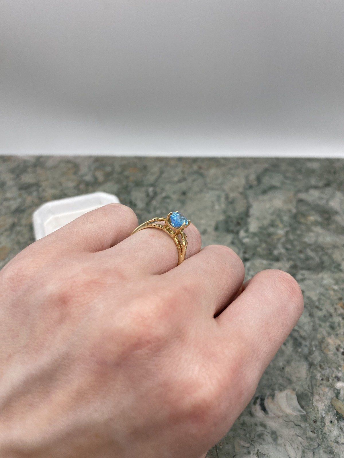 14k Gold Oval Cut Blue Topaz Solitaire Ring w Angular Shoulder Detail 9