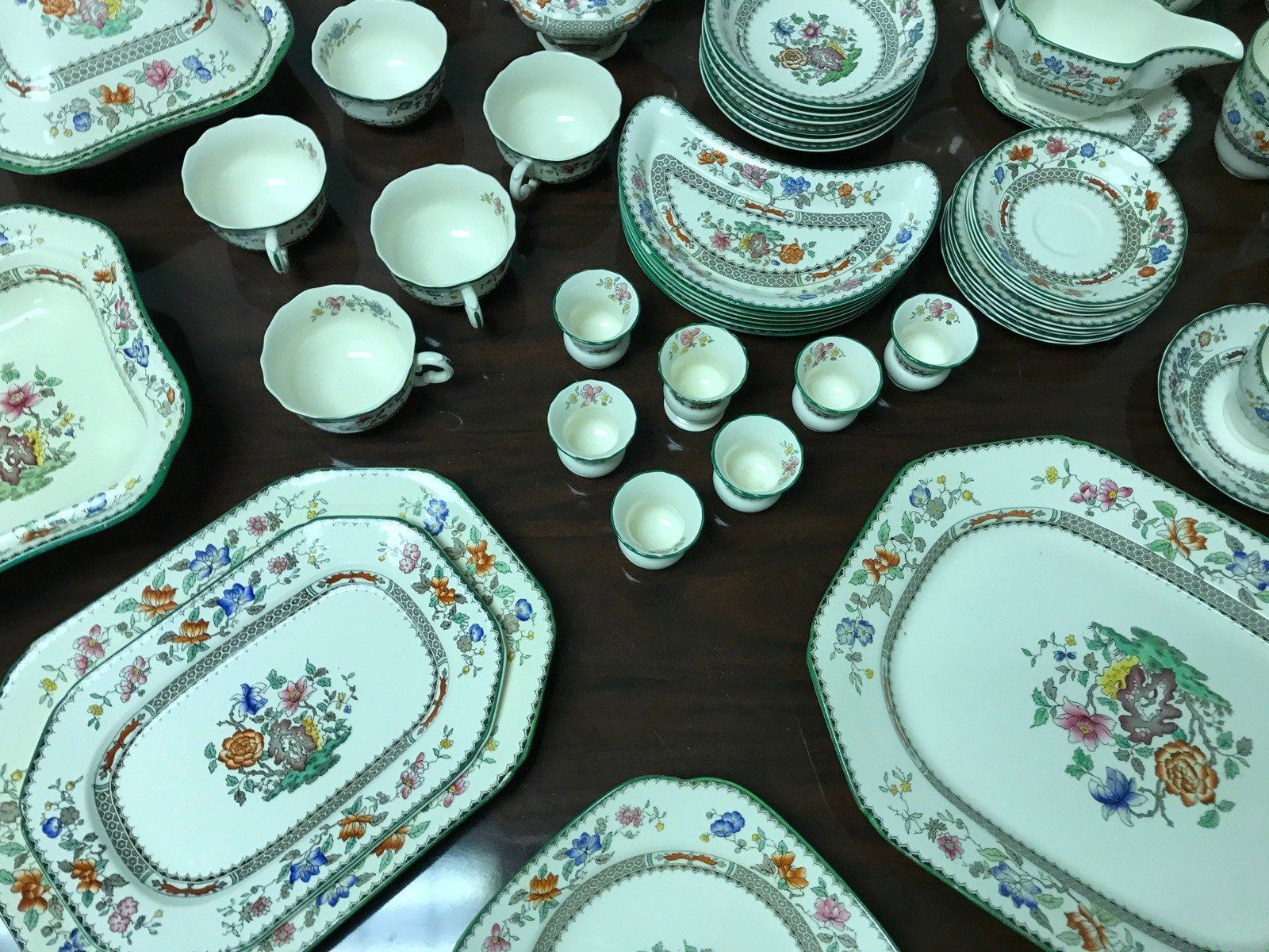 Spode & Copeland England Chinese Rose China Serving for 12 Plus 4