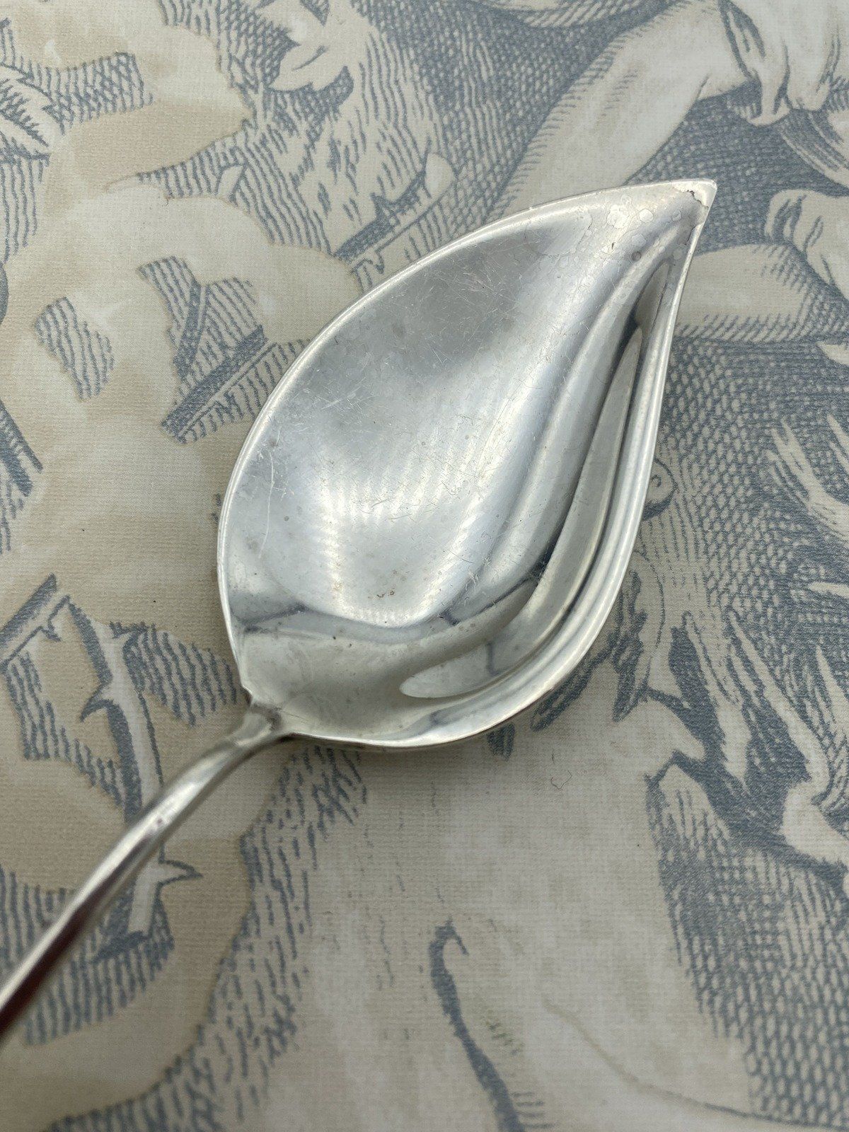 Reed & Barton Sterling Silver Floral Figural Jelly Spoon 2