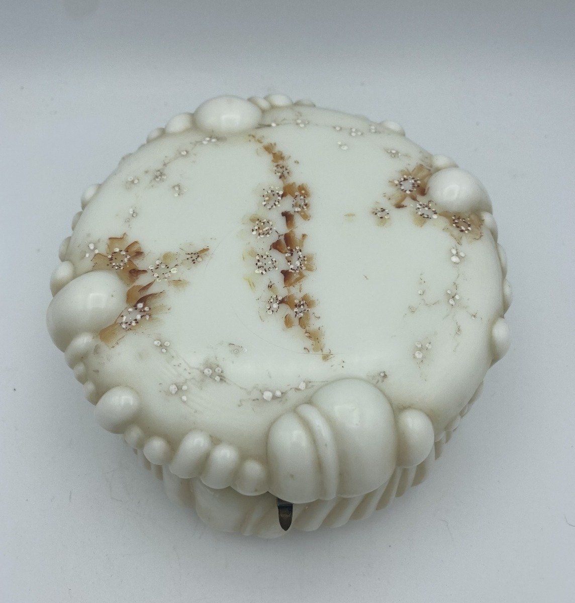 Wavecrest Hand Painted Baroque Shell Dresser/Jewelry Box 2