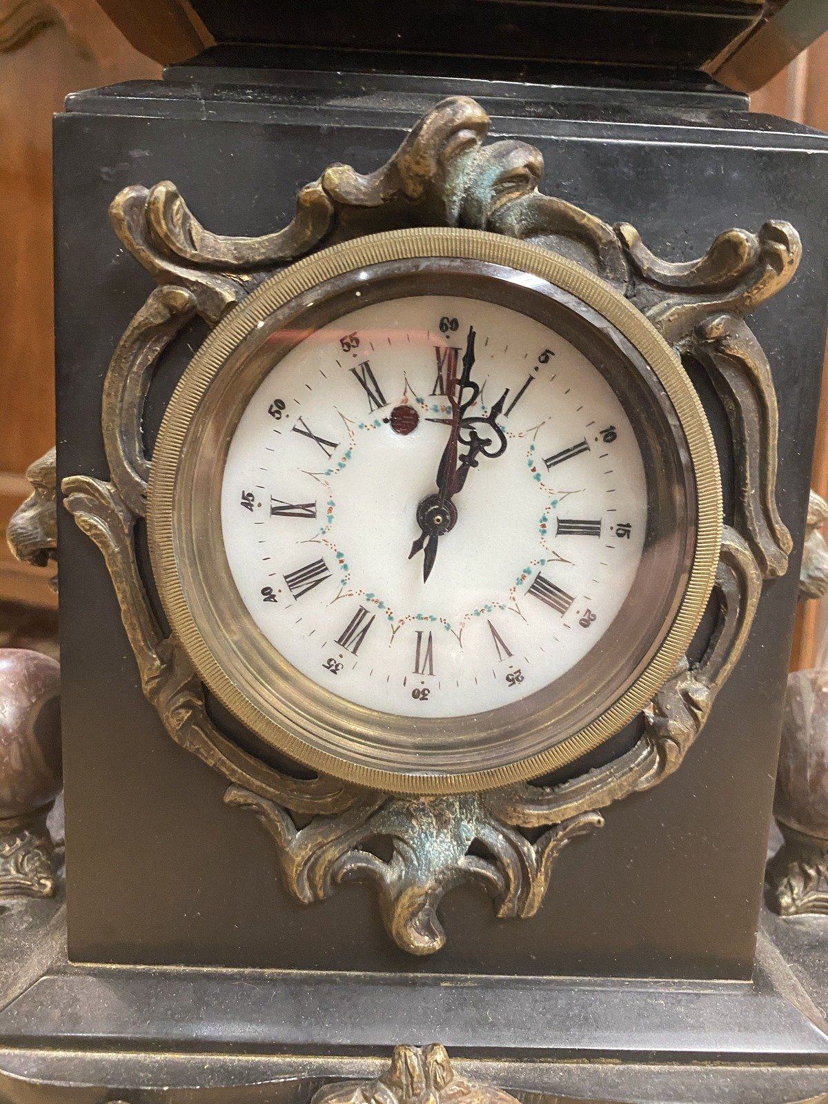 Antique Rococo Style Lion Wind Up Mantle Clock + Pastoral Motif 4