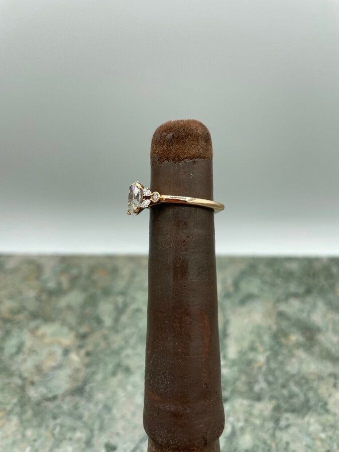 Fine Modern 10k Rose Gold 1.25ct Center Oval Cut Diamond Engagement Ring 6