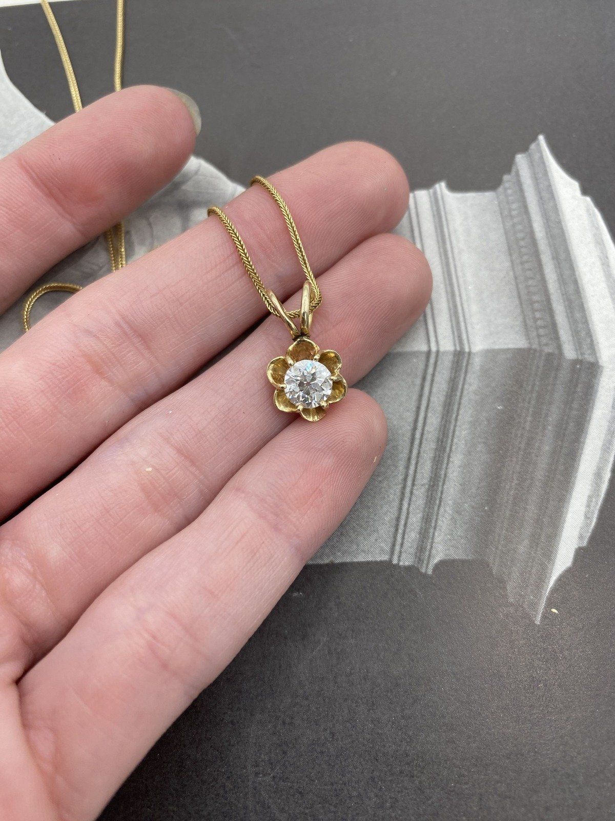 Beautiful Antique 14k Gold Buttercup Set 1ct Solitaire Old Mine 18L Diamond Drop Necklace 4