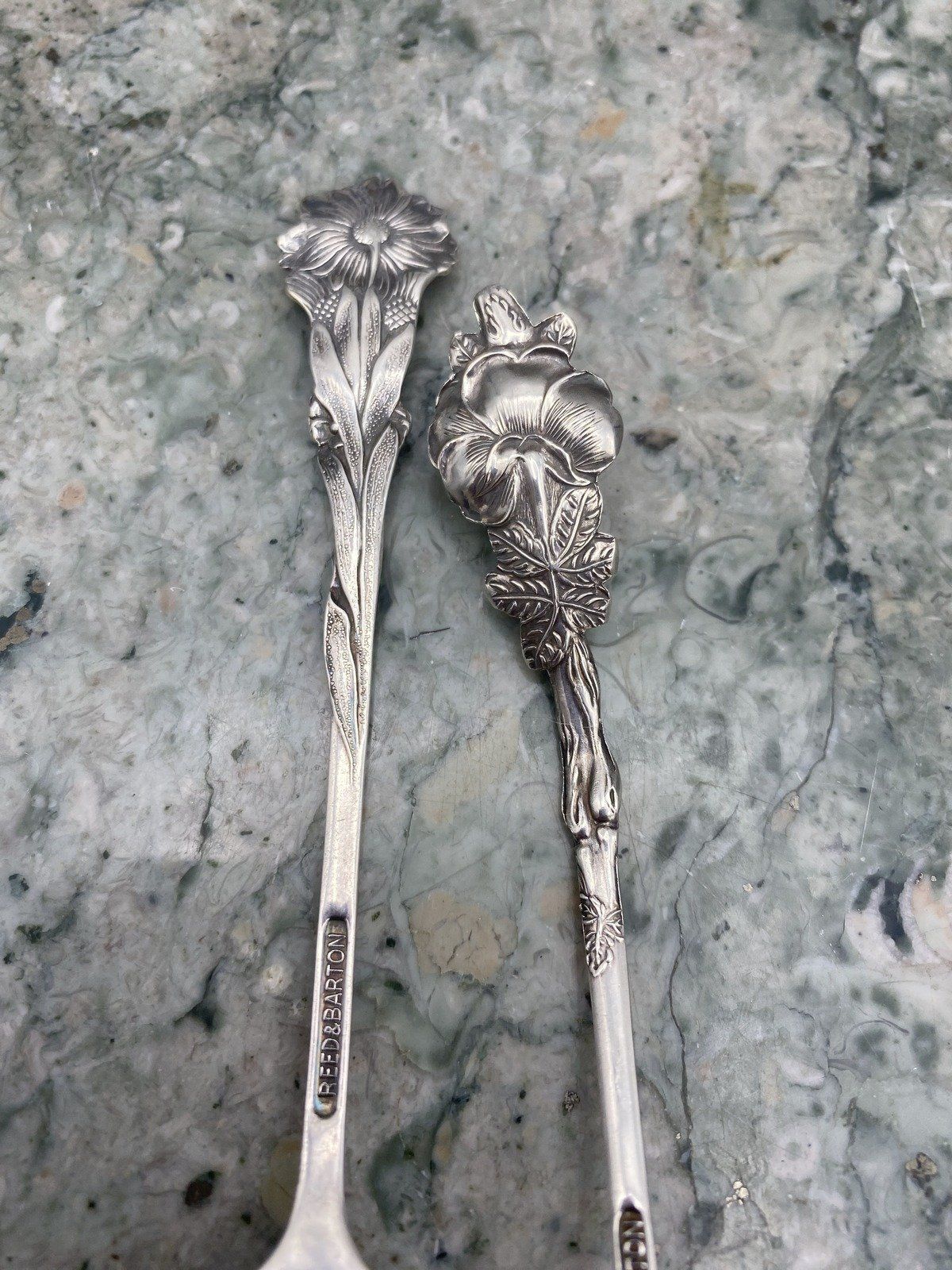 Silver Plated Reed & Barton 2pc Floral Figural Specialty Serving Utensils 3