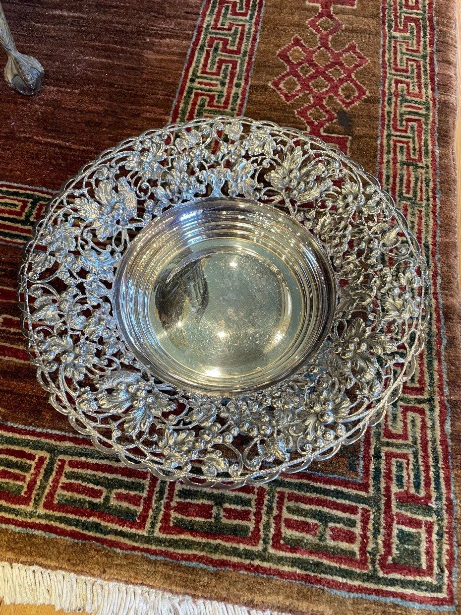 Gorgeous Wallace Silver Plate Repousse Reticulated Centerpiece Bowl