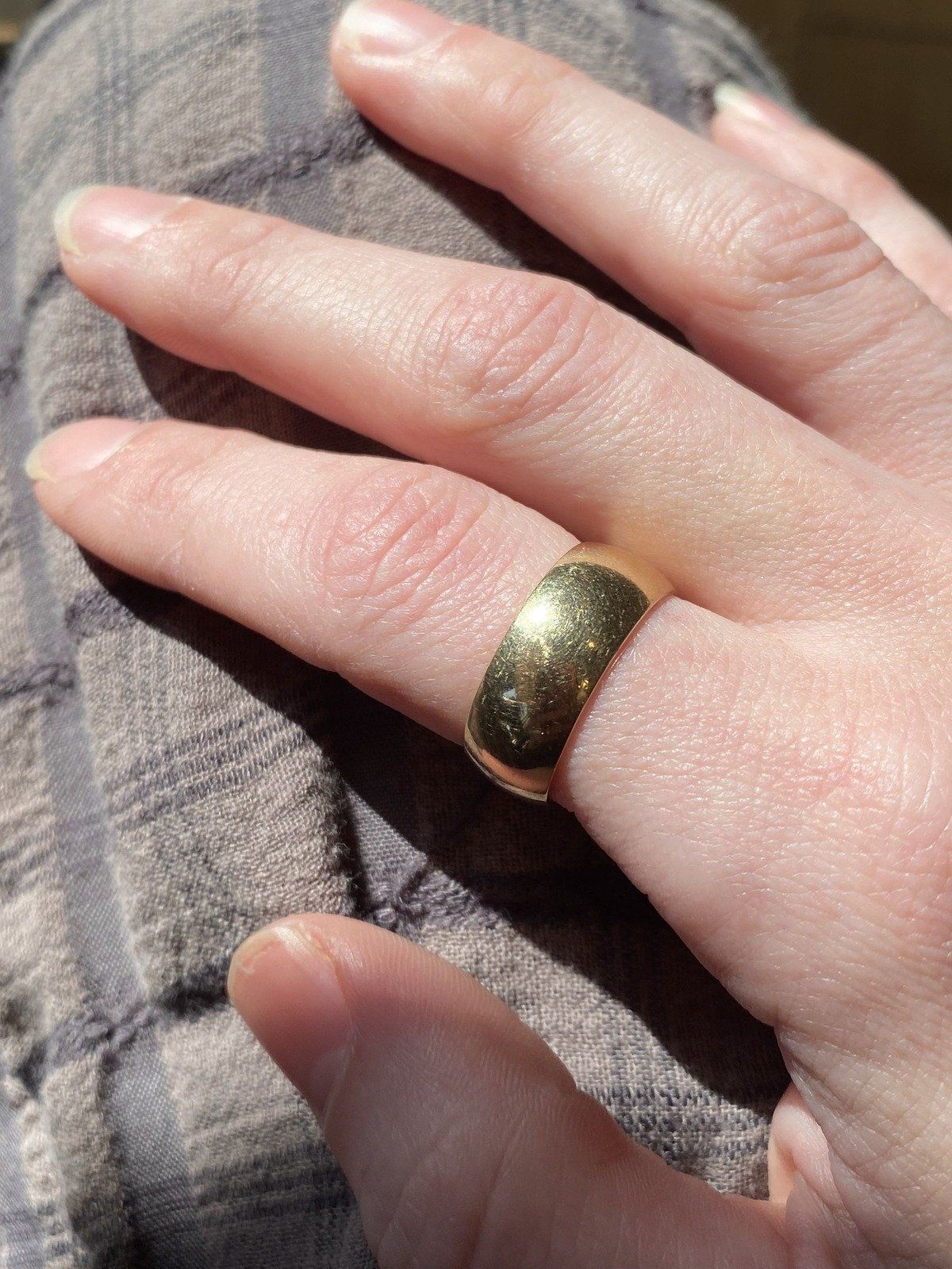Lovely 14k Gold Wide 7mm Rounded Cigar Ring Band 6