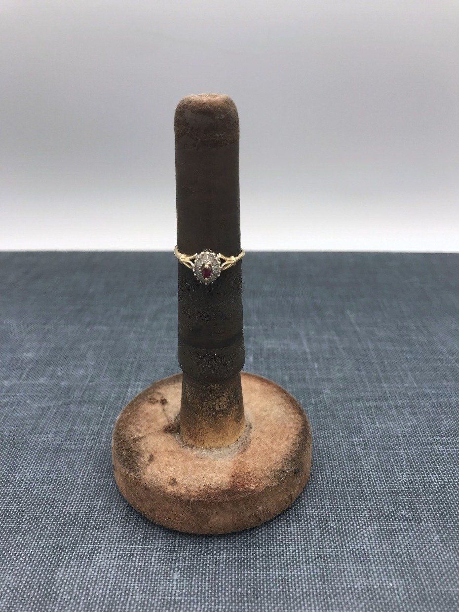 14k Gold Baguette Diamond Ruby Ring 2