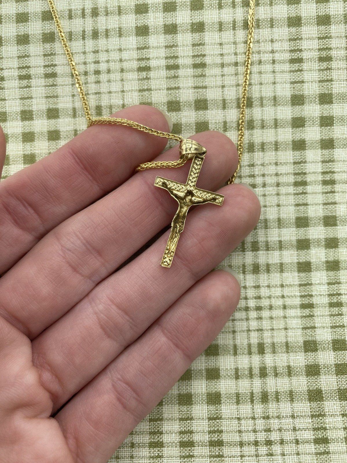 10k Dual Gold Crucifix 21L Men's Necklace 3