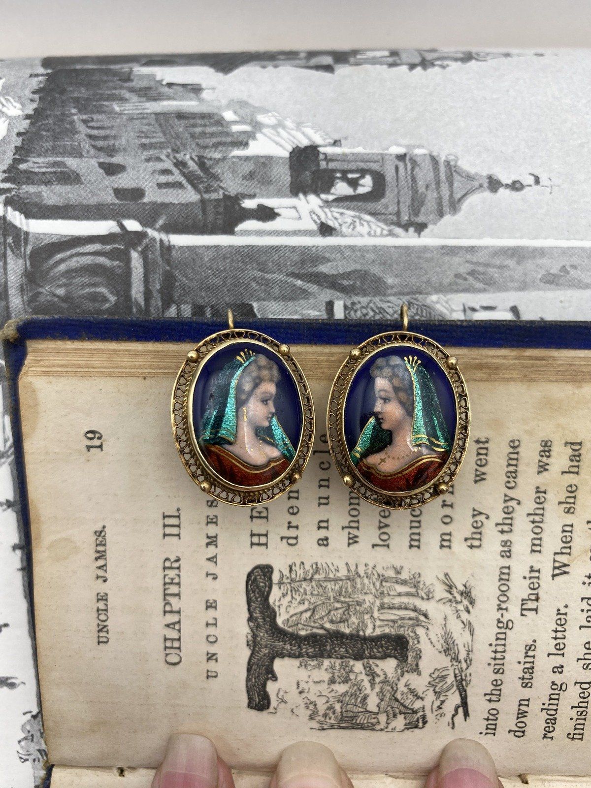 French Antique 14k Enameled Miniature Portrait Filigree Framed Drop Earrings 3