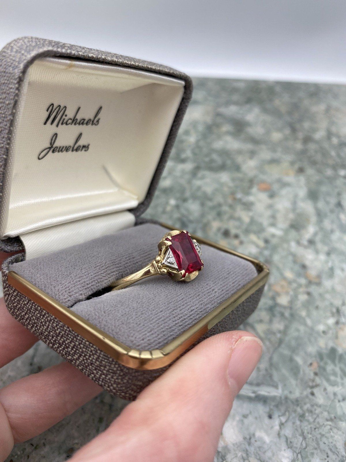 Men's Antique 14k Gold Ruby Red Glass Ring w Handsome Setting + Diamond Shoulder Detail #3132 5
