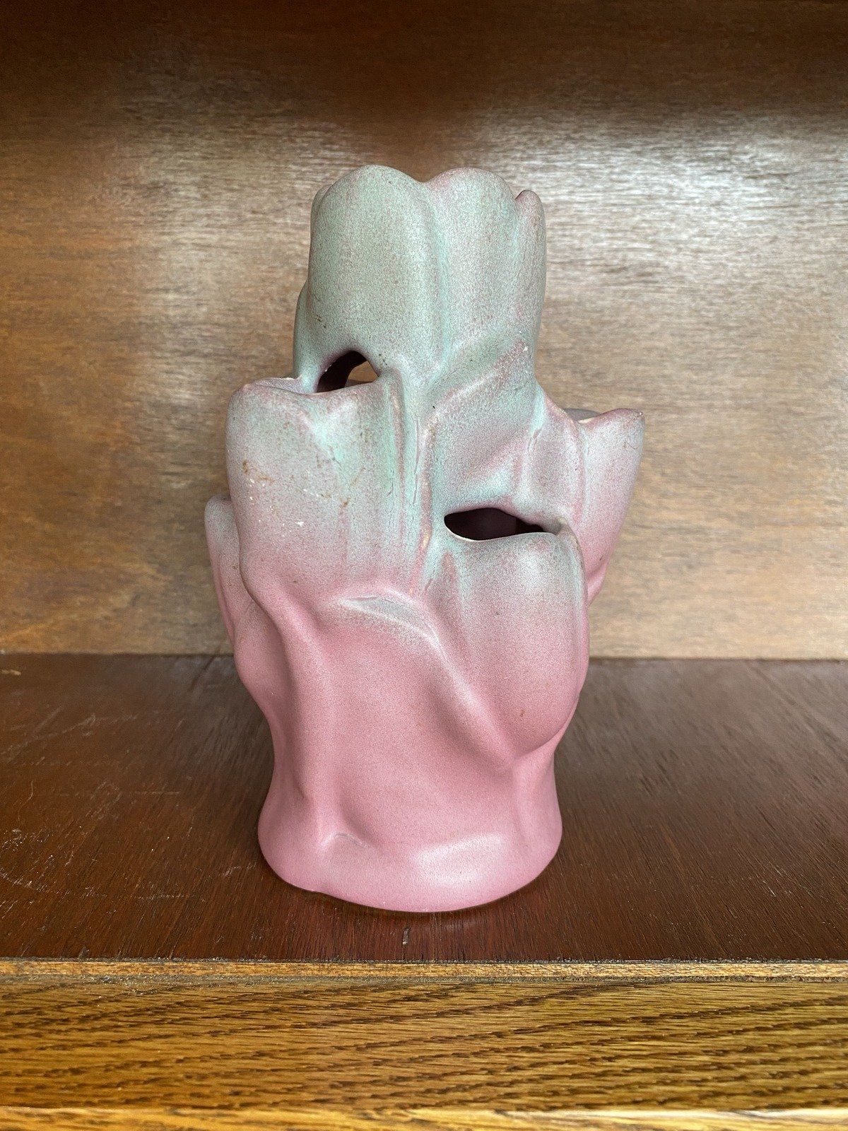 Rare Color Niloak Arkansas Pottery Tulipier Tiered Figural Vase