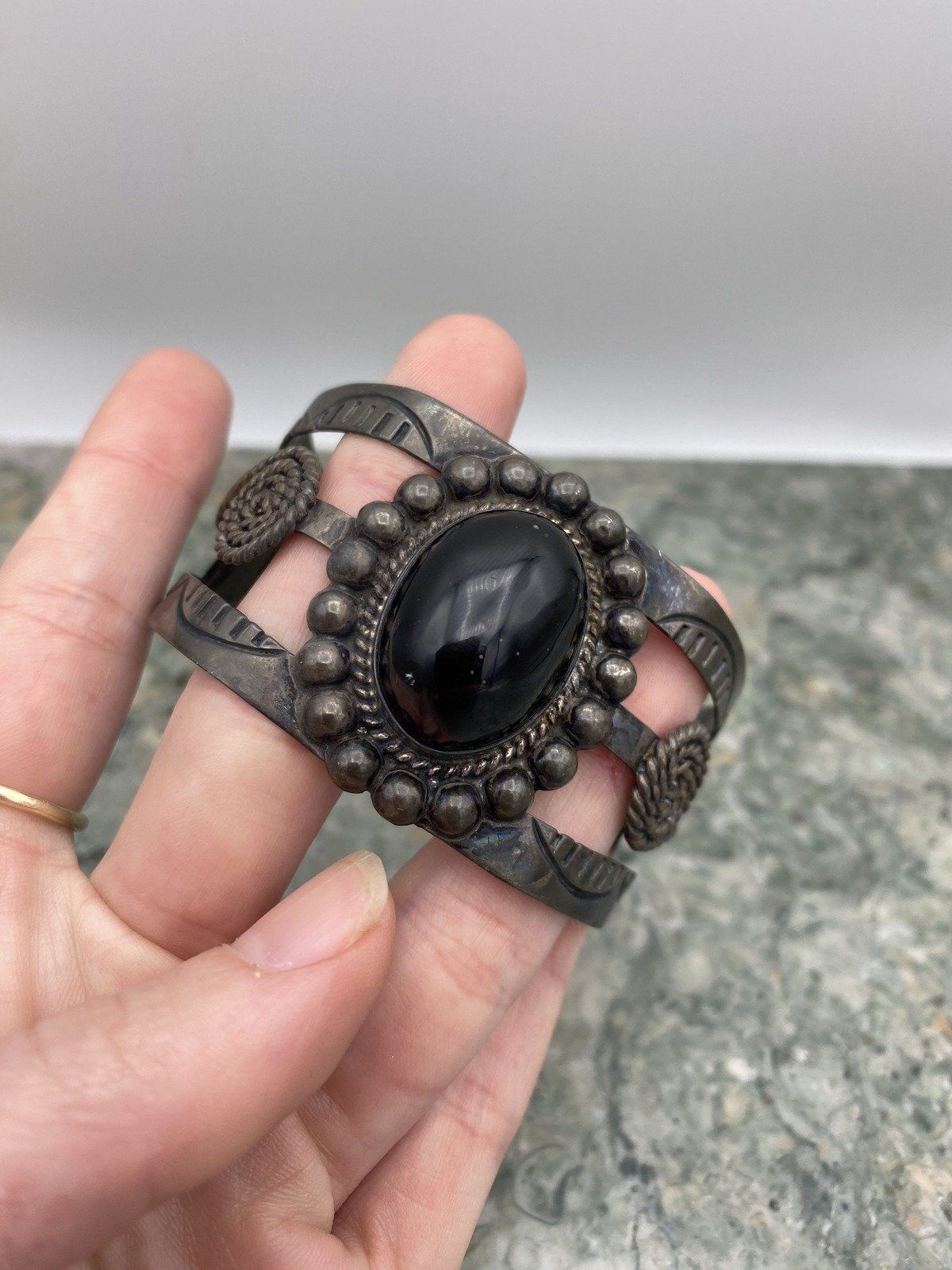 Vintage TAXCO Sterling Silver Onyx Cuff Bracelet 2
