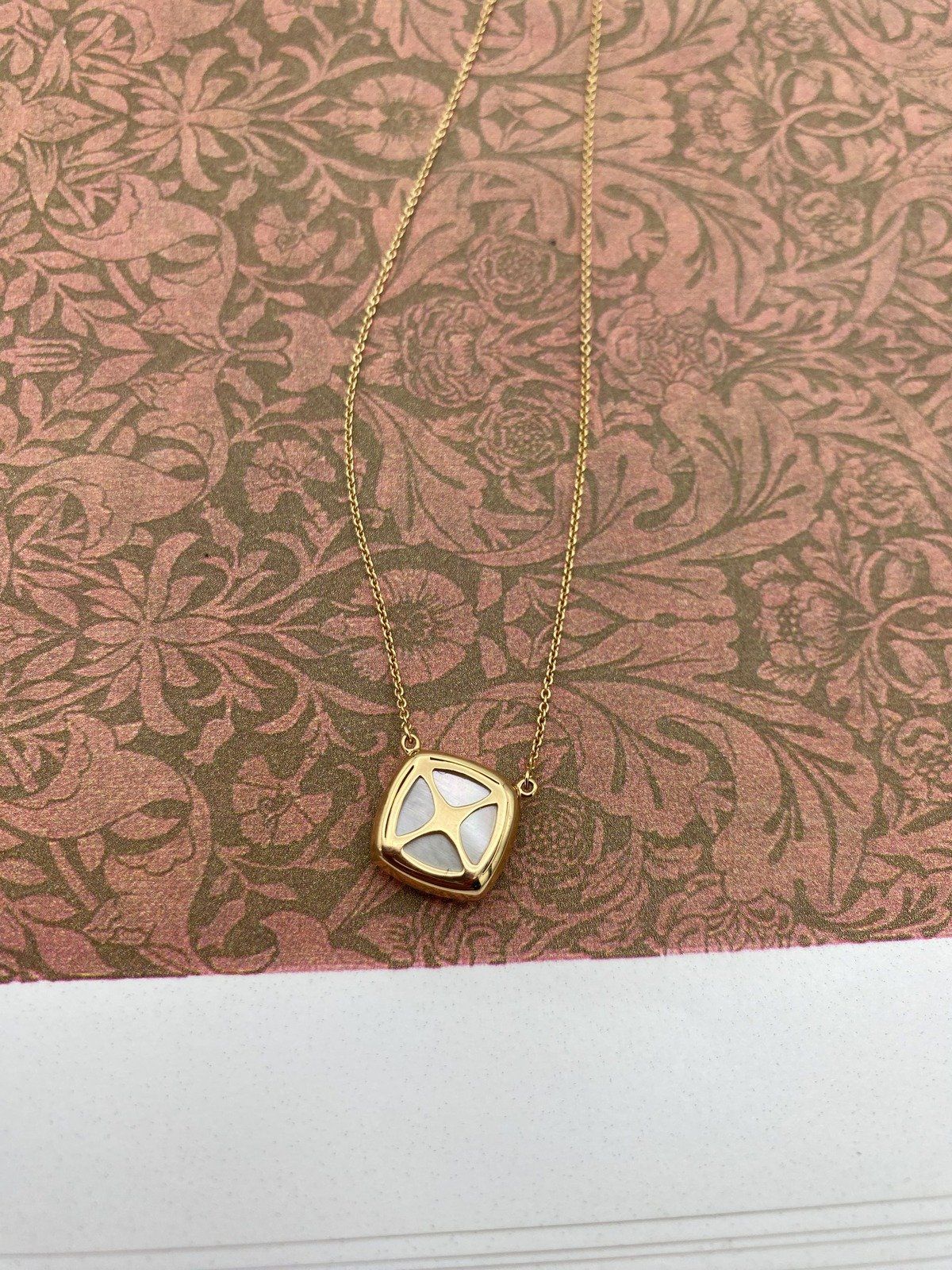 18k Rose Gold Faceted Mother of Pearl Haloed Adjustable 15-17L Necklace #417 5