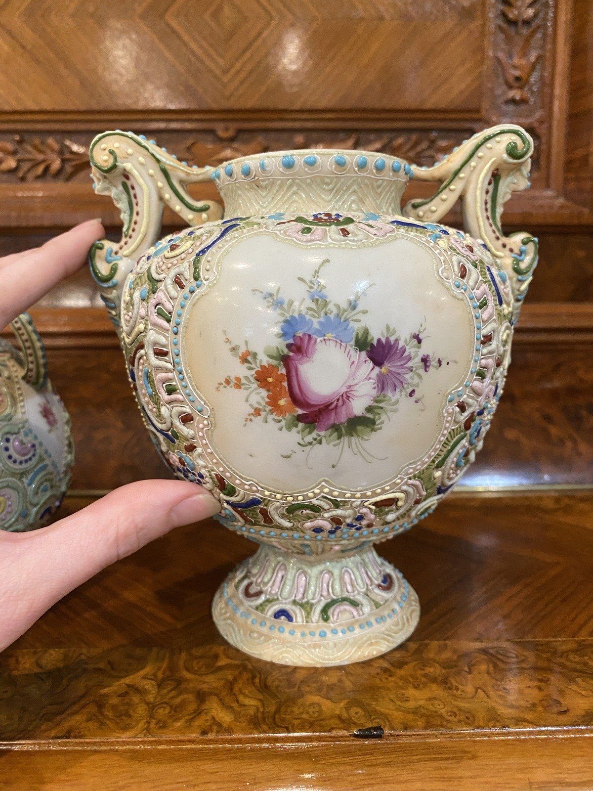 Antique Victorian Nippon Mirage Beadwork Hand Painted Handled Vase 10