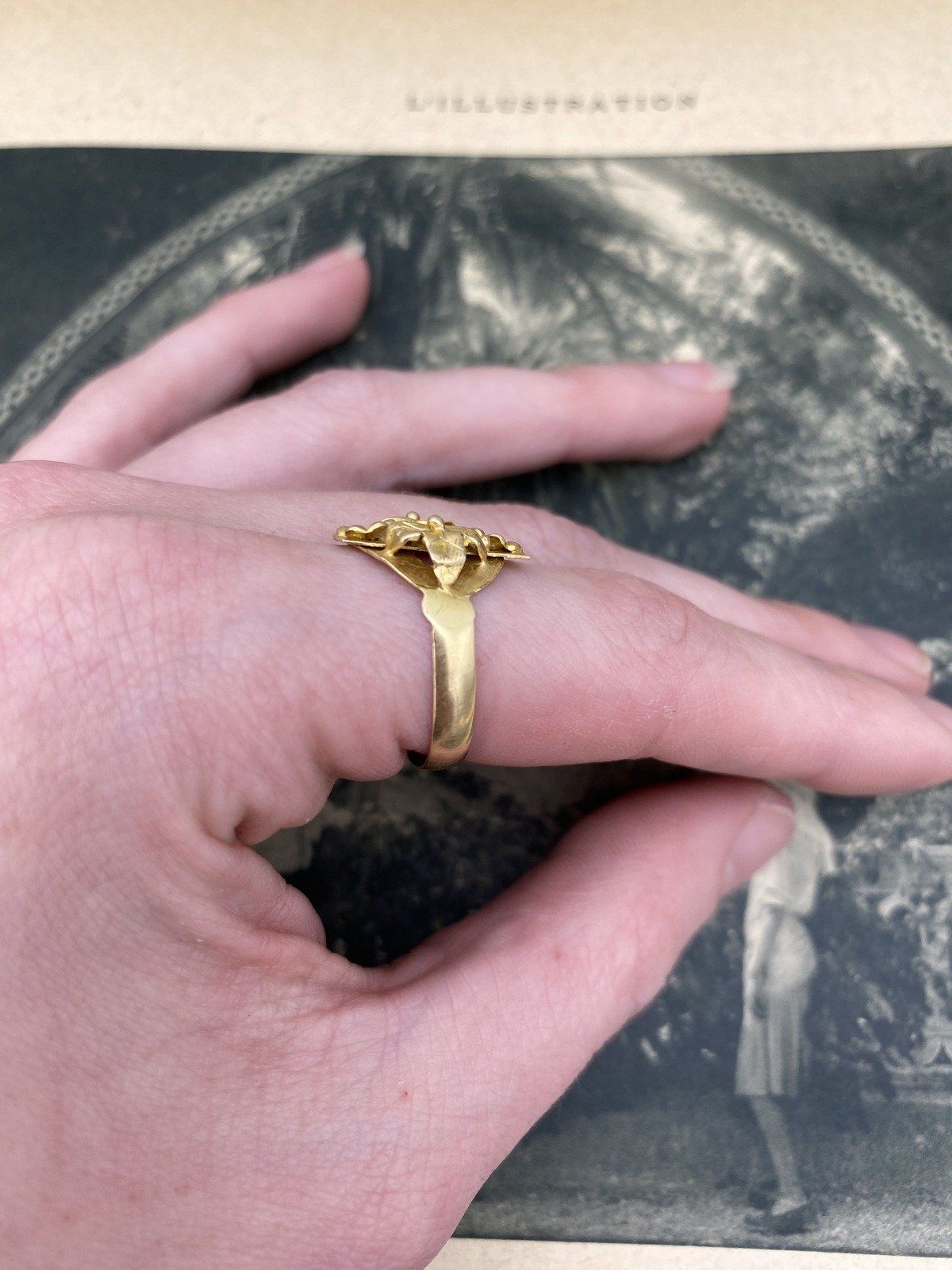 Antique 18k Gold Eastern Champa + Purslane Floral Motif Ring 5