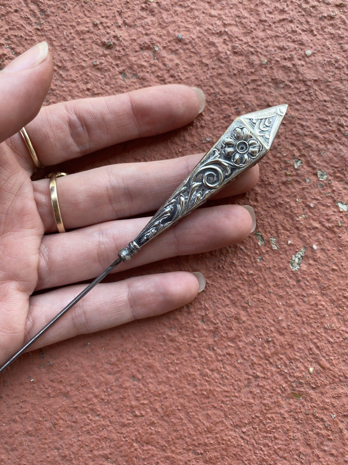 Antique Edwardian Sterling Silver Chased Prism 14.5 Hat Pin 4