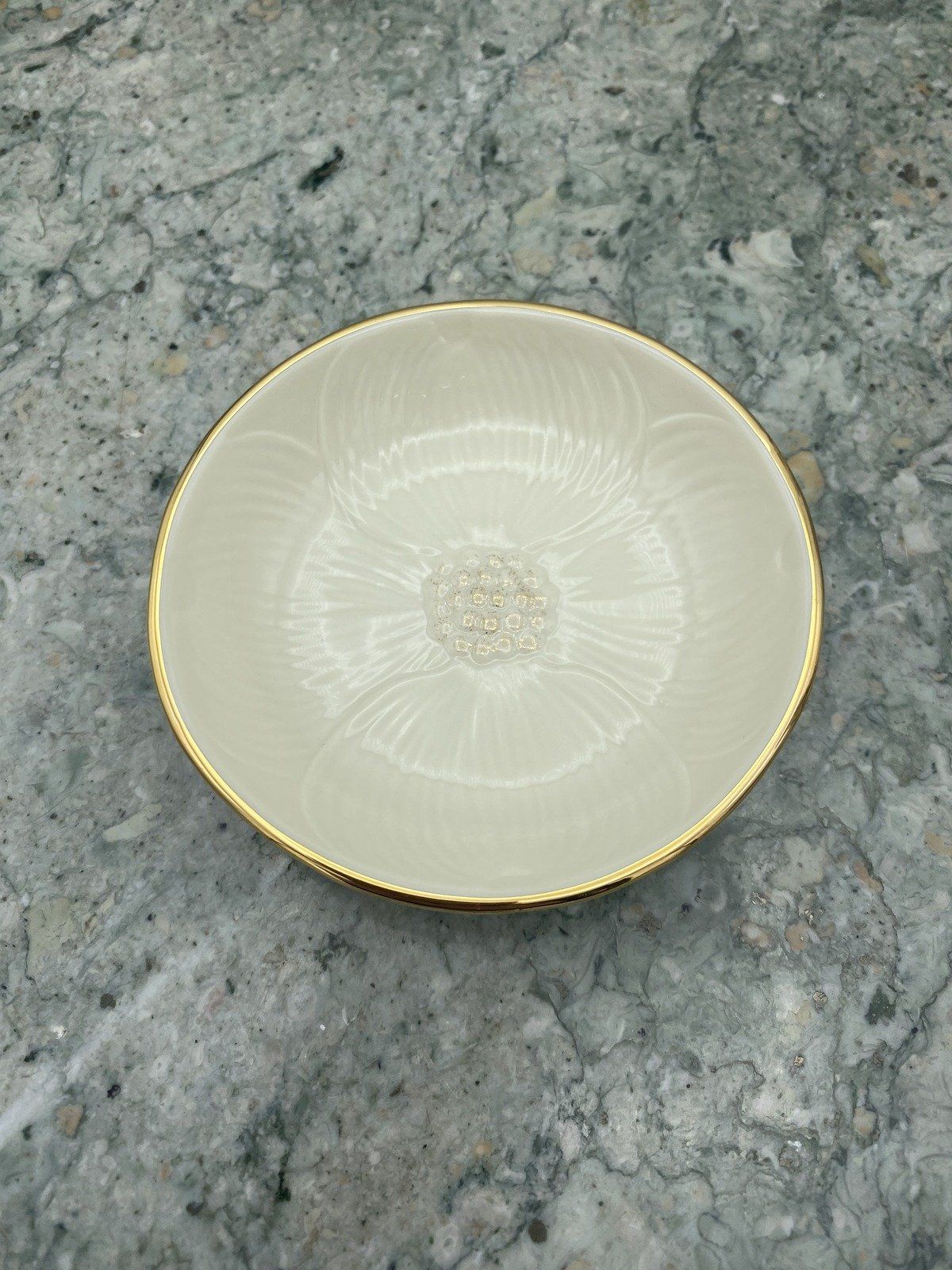 Lenox Bone China + Gilt Dogwood Flower Bloom Appetizer Serving Dish