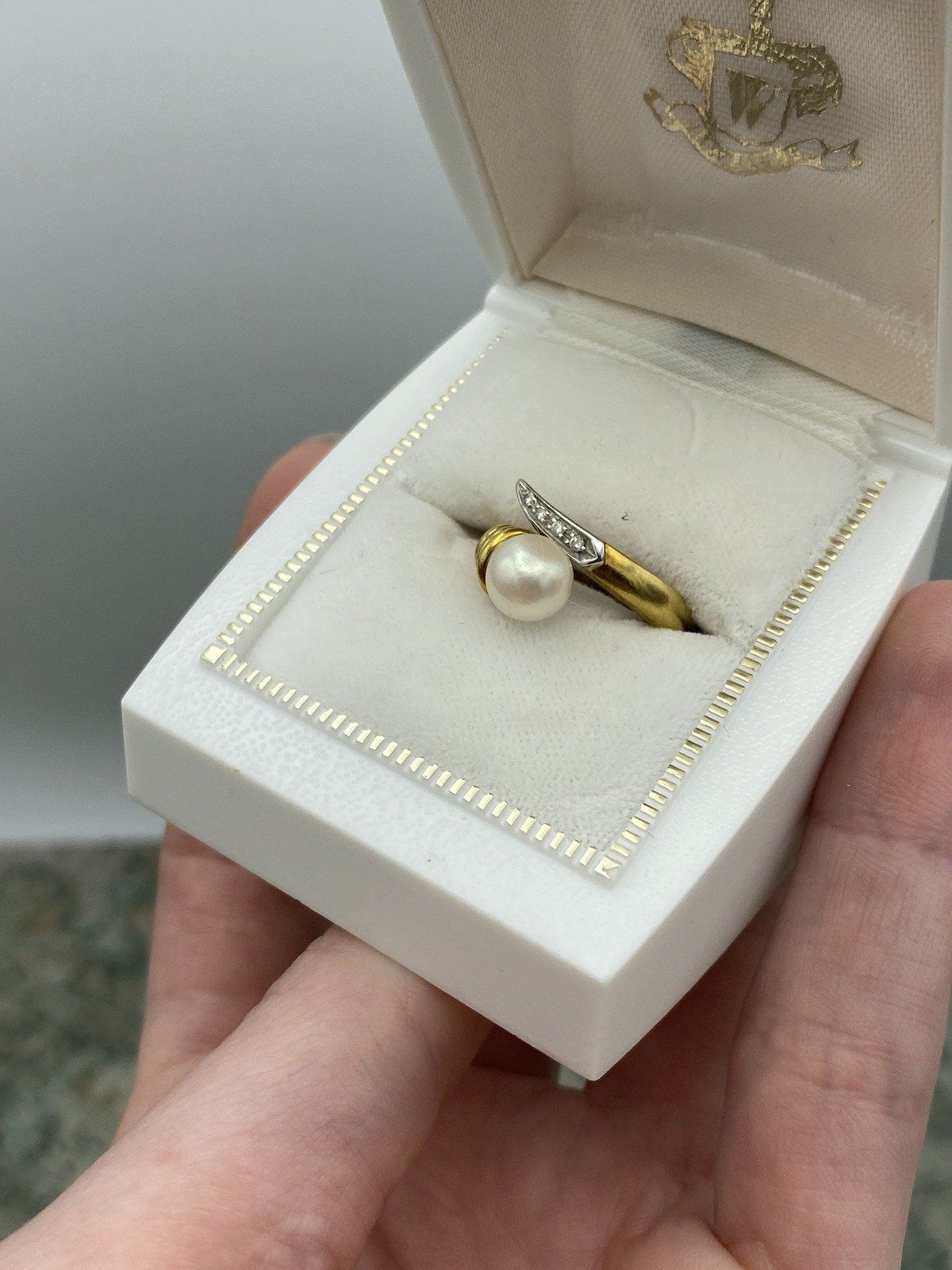 18k Gold Diamond + Pearl Bypass Ring 3