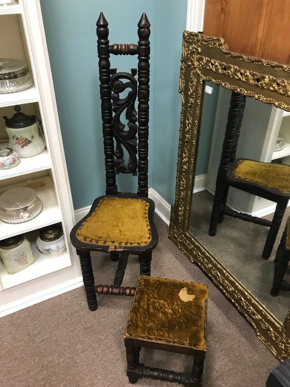 GORGEOUS Antique Victorian Gothic Style Hall Chair w Matching Foot Stool