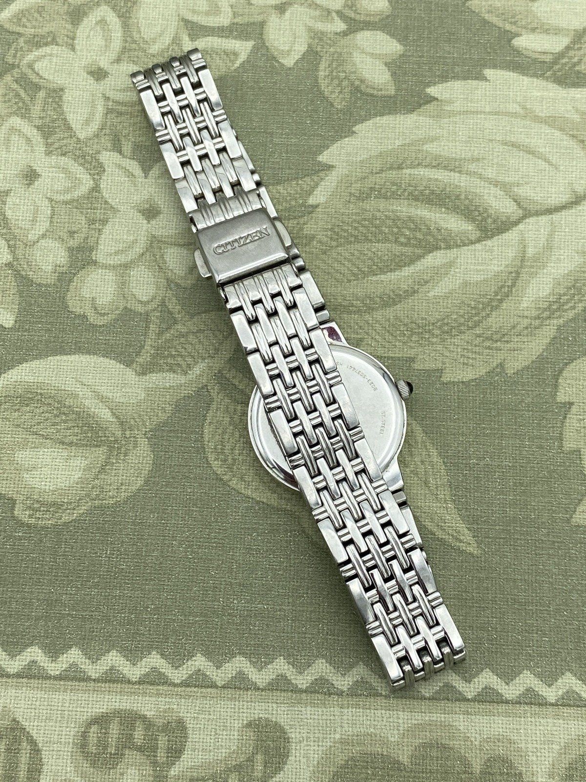 Vintage Citizens Eco Drive Stainless Steel + Black Dial Ladies Wrist Watch No. 770133 2