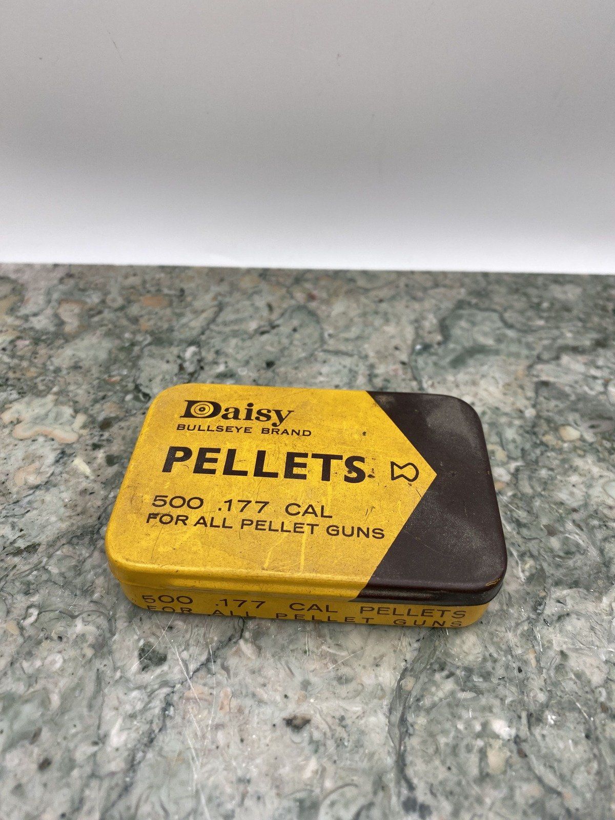 Daisy Bullseye Pellet Tin