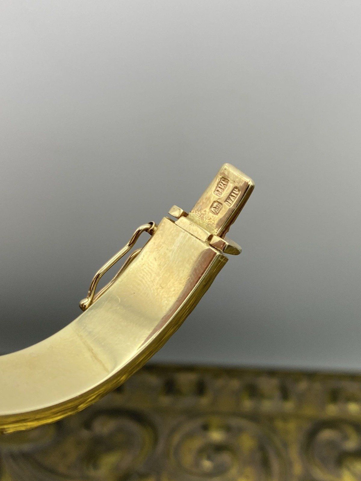 14k Gold Fluted Square Edged Weighty Vintage Bangle Bracelet 7 #3063 6