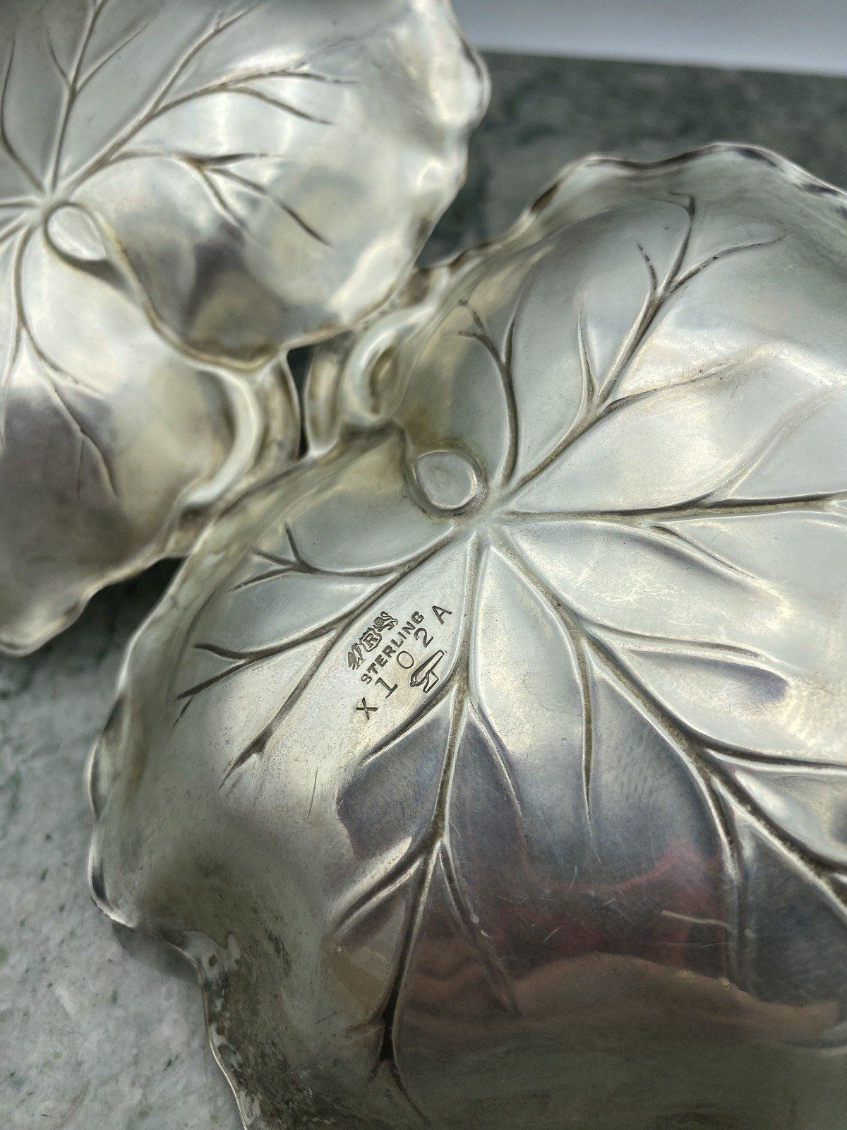 Reed and Barton Sterling Silver Double Cabbage Leaf Leaf Server No.X102A  #223 3
