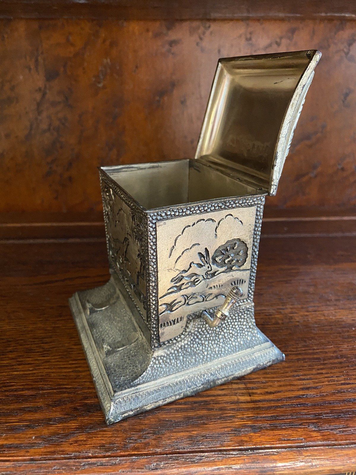 Antique c.1910/20s Silver Plated Functional Cigarette Dispenser w Hunter's Motif + Fauna Etching 10