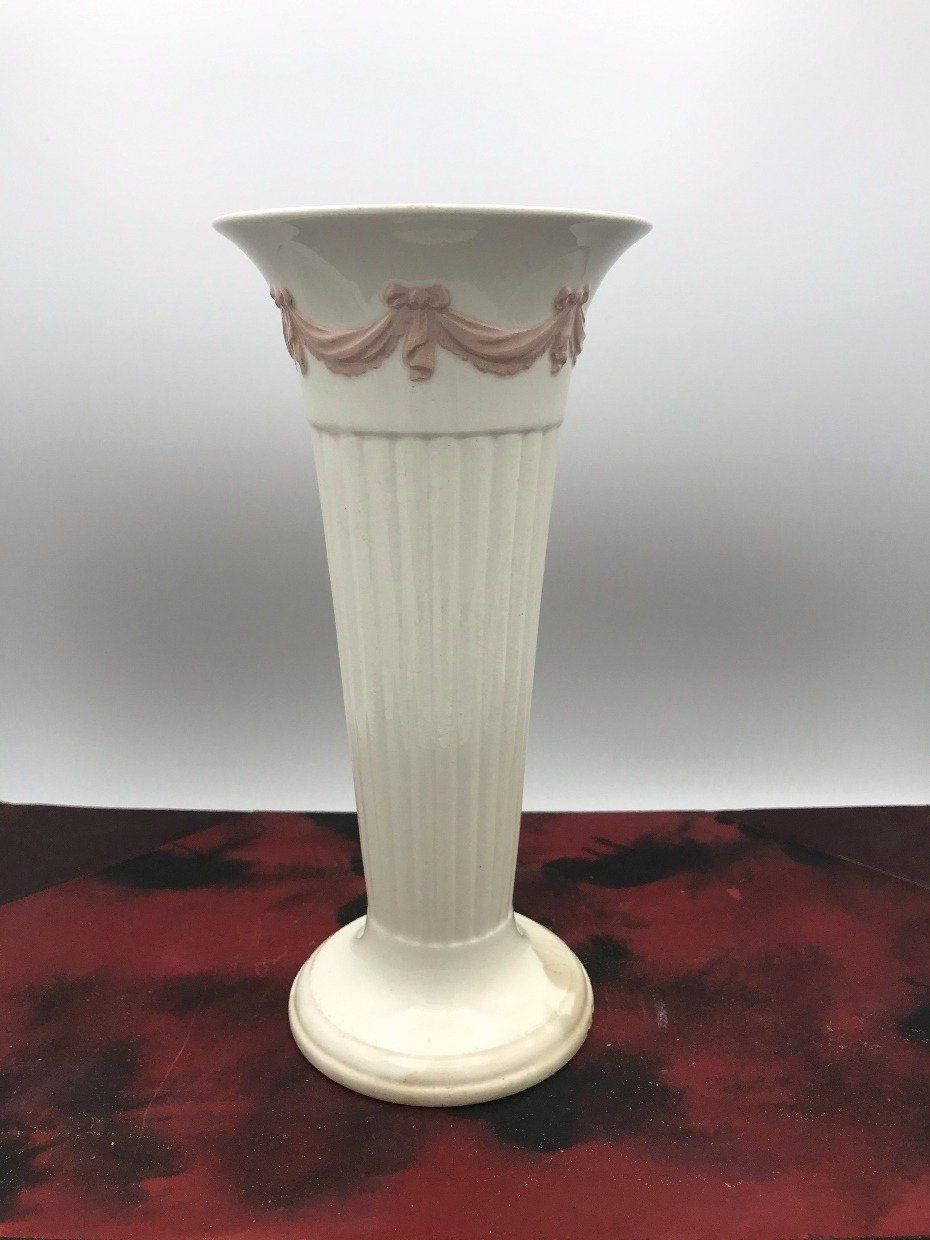 Wedgewood Embossed Queensware Pink Ribbon Garland Vase