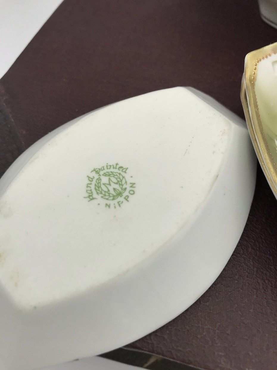 Nippon Hand Painted Celery Dish with 6 Matching Salt Dishes 4