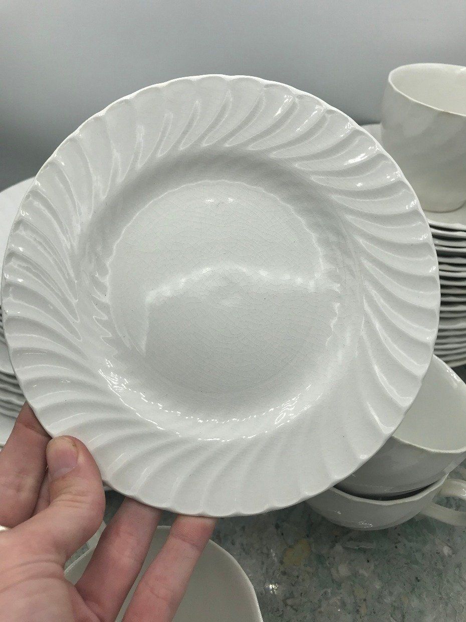 Vintage Burgess + Leigh Ltd. Queen's White Swirl 43pc China Set 3